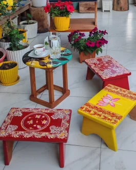 Wooden Sitting Stool Piri (STP001)